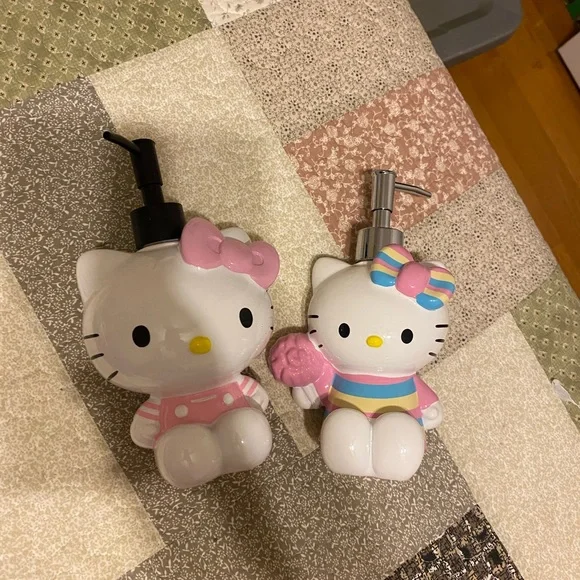 FIRST OFFER GETS IT Hello Kitty Set of 2 Soap Dispensers - Picture 2 of 3